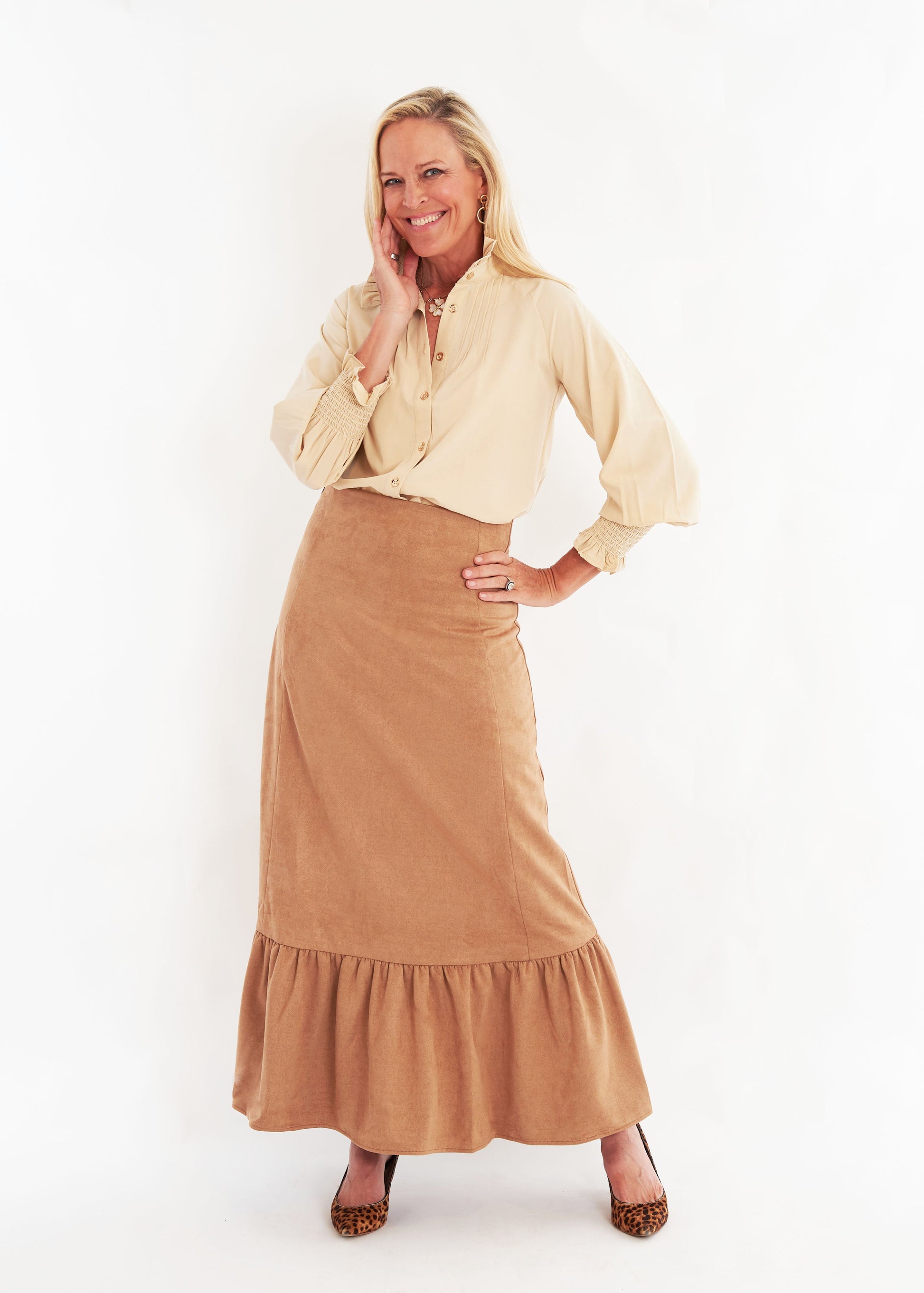 Hostess Skirt - Cinnamon